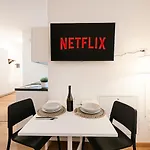 Apartman Centro - Design - Jr Con Terrazza - Ac - Wi Fi