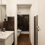 Centro - Design - Jr Con Terrazza - Ac - Wi Fi Appartement Trieste