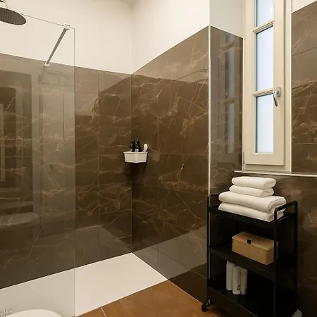 Centro - Design - Jr Con Terrazza - Ac - Wi Fi *