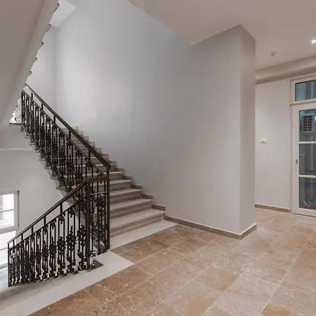 Apartman Centro - Design - Jr Con Terrazza - Ac - Wi Fi *